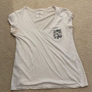 Women’s H&M tee